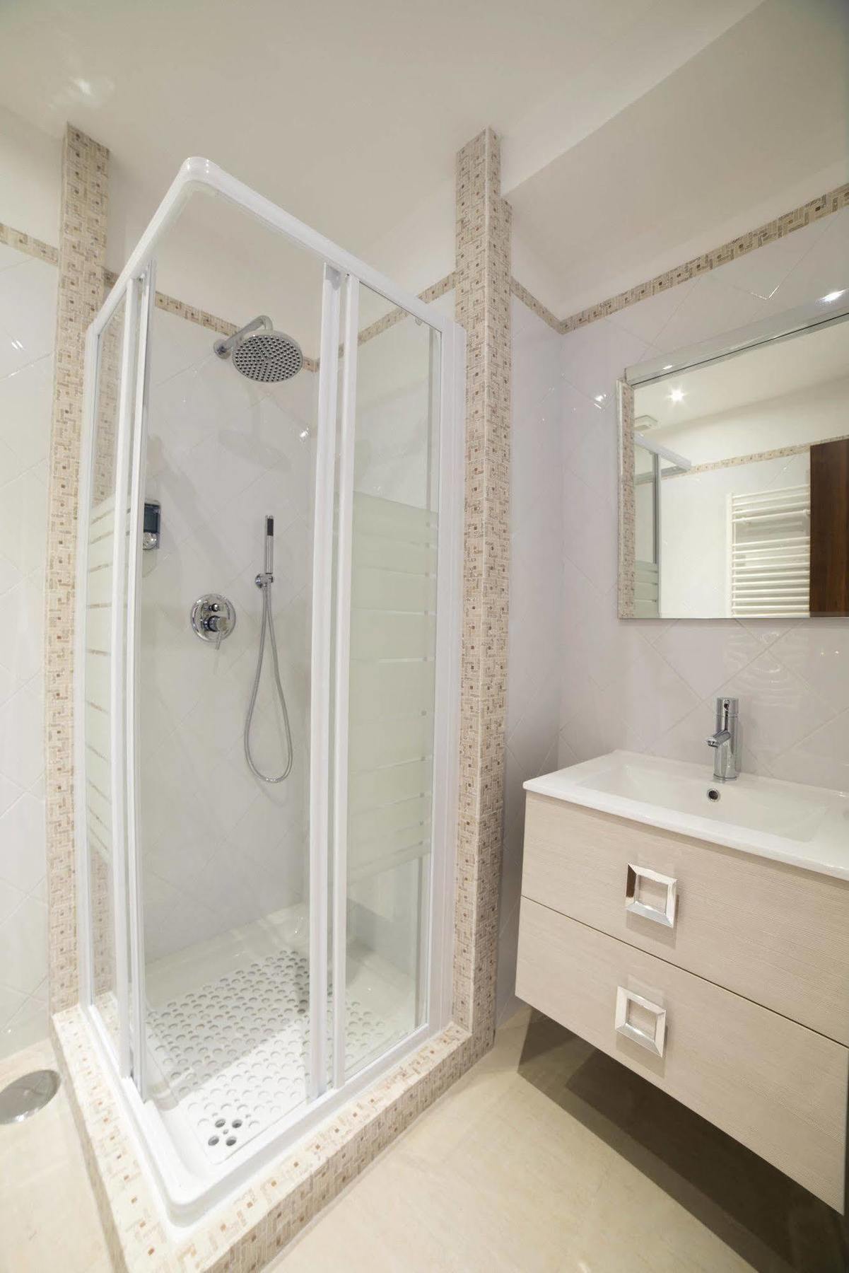 Di Fronte Cupola Bed and breakfast 4*